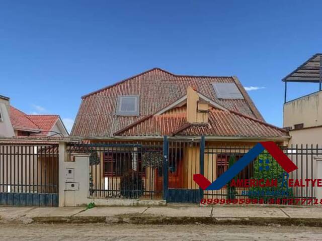 Casa para Venta en Azogues - 1