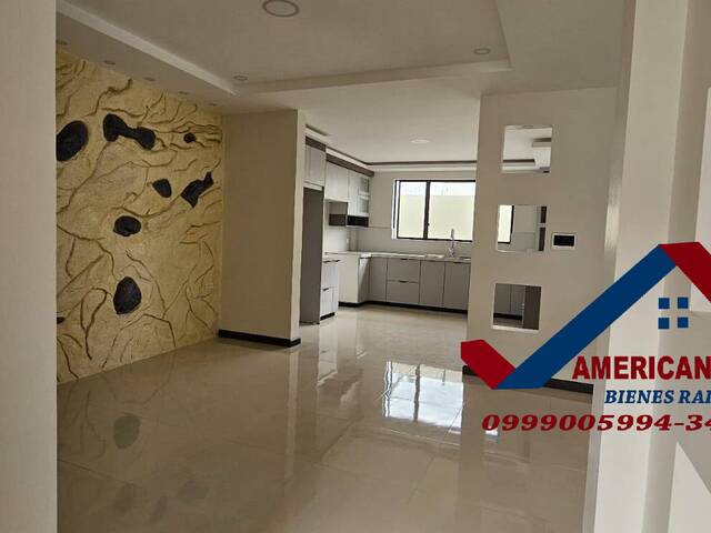 #Cod. 992 - Casa para Venta en Azogues - F - 3